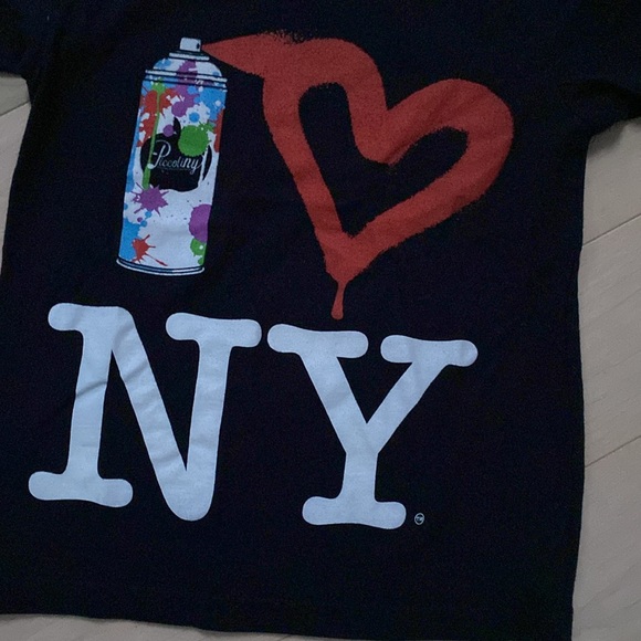 Piccoliny New York spray paint love soft organic cotton shirt - Picture 6 of 8